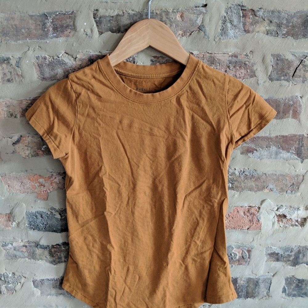 Tradlands Girlfriend Tee, in Sienna.